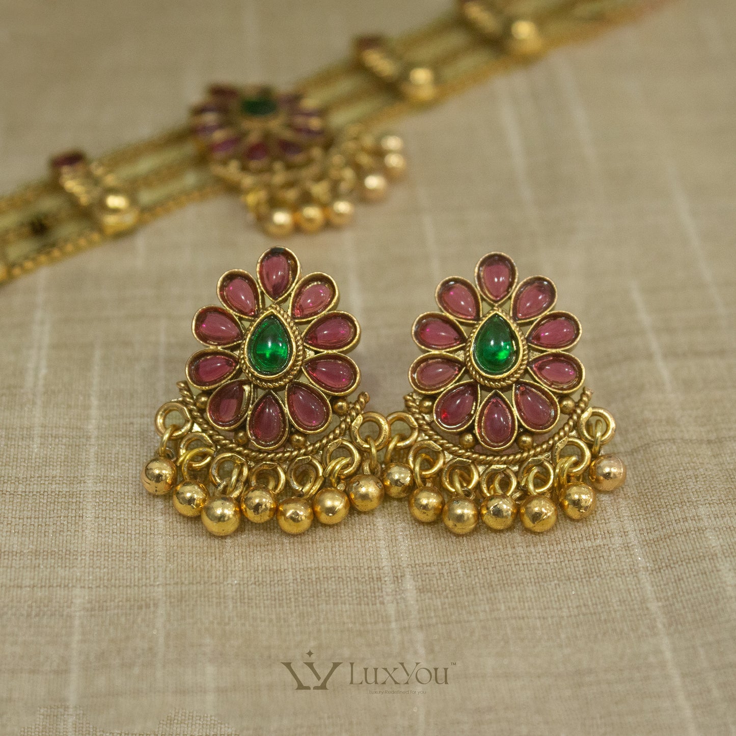 NBA 024 Chocker with Earrings