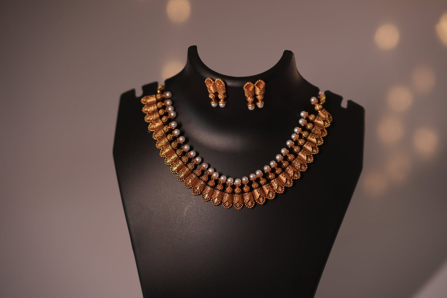 NBC 003 Neckpieces with Earrings