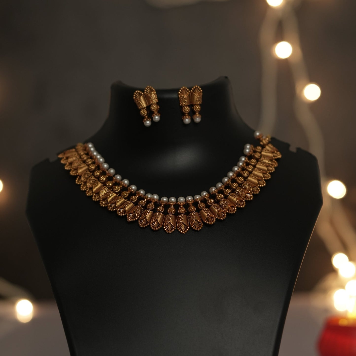 NBC 003 Neckpieces with Earrings
