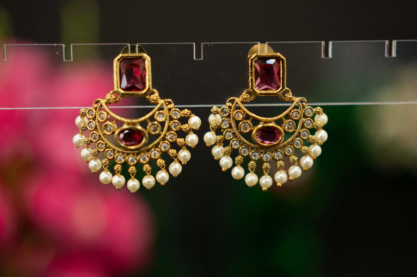 NBC 026 Neckpiece with Earrings