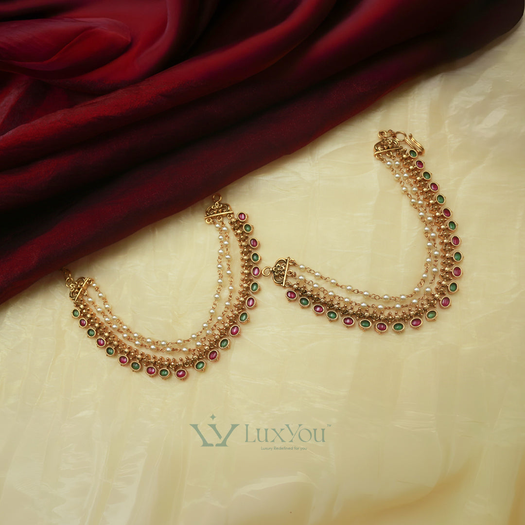 ECA 004 Ear chain