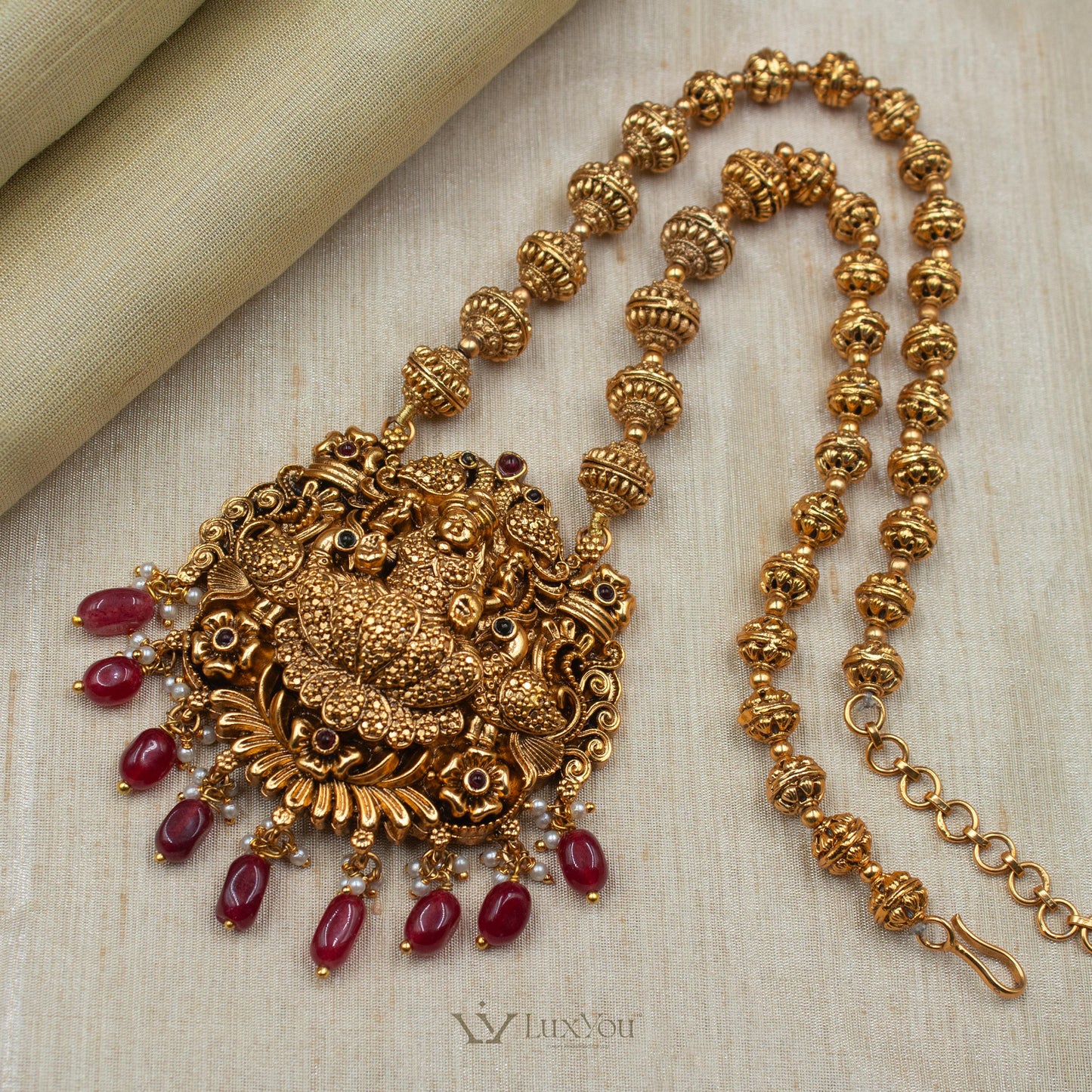 NBCA 135 Necklace with Earrings