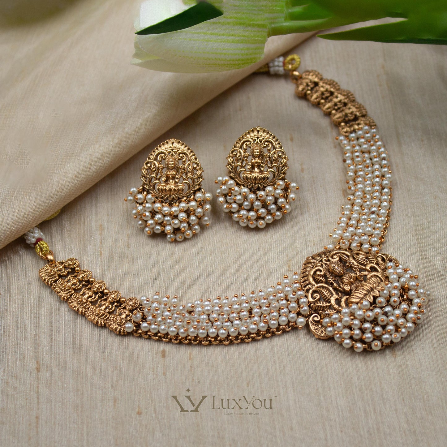 NBCA 136 Necklace with Earrings