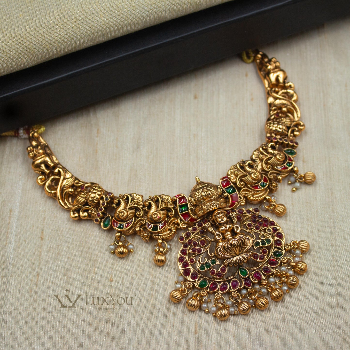 NBCA 132 Necklace with Earrings