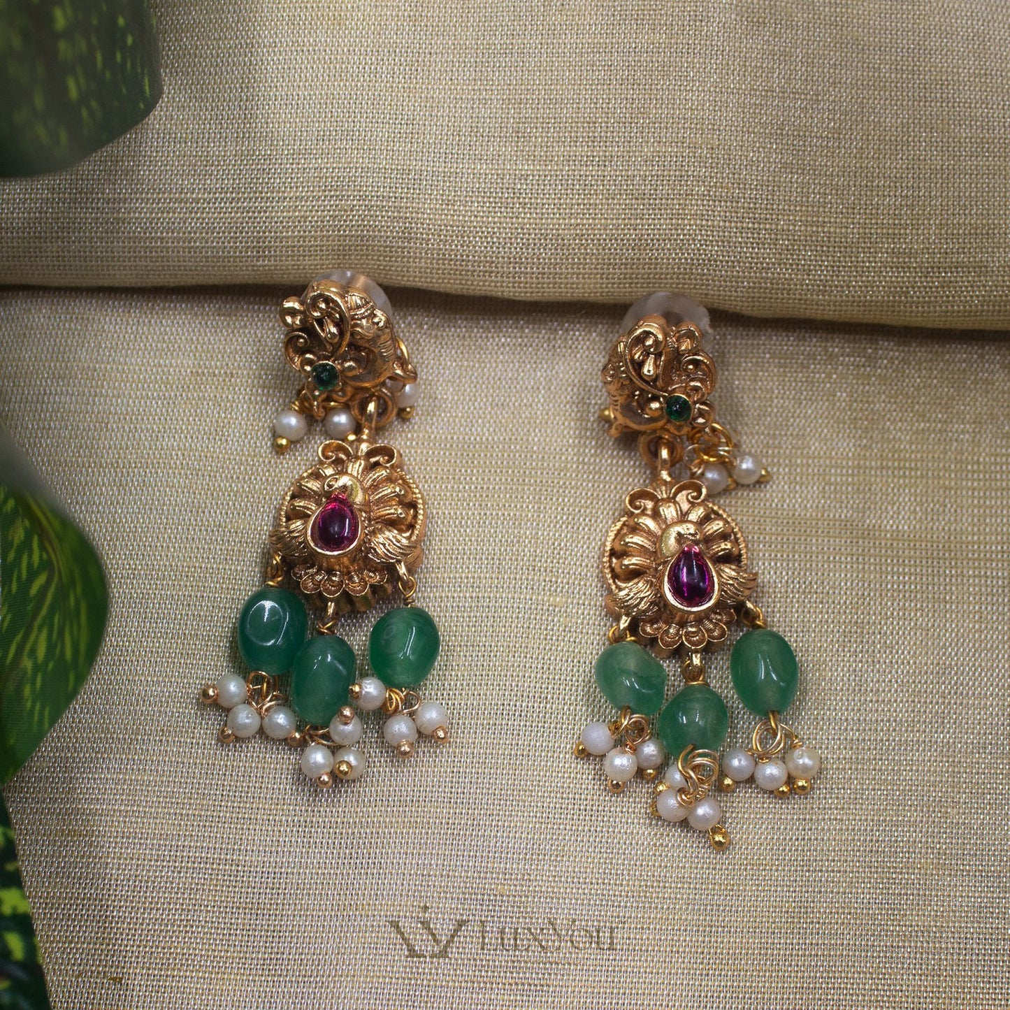 NBA 015 Necklace with Earrings