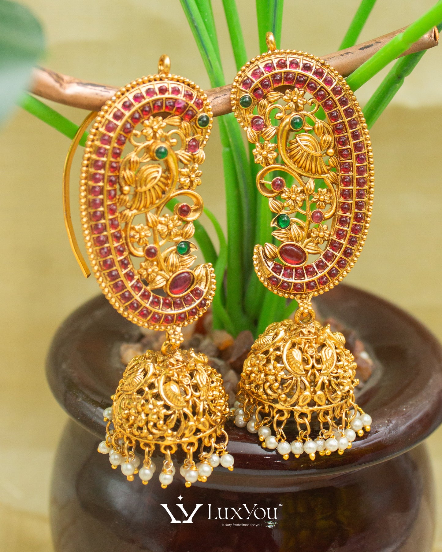 EA 008 Earrings