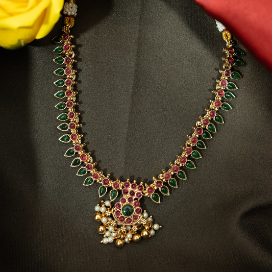 NBCA 058 - Necklace with Earrings