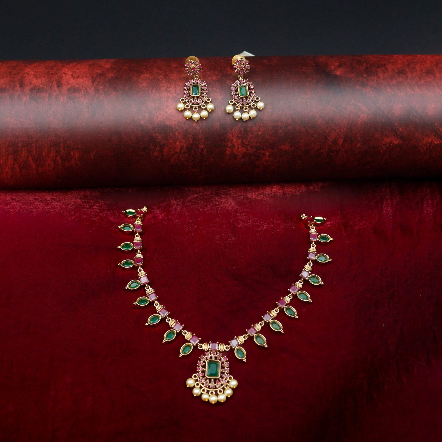 NBCA 073 - Necklace with Earrings